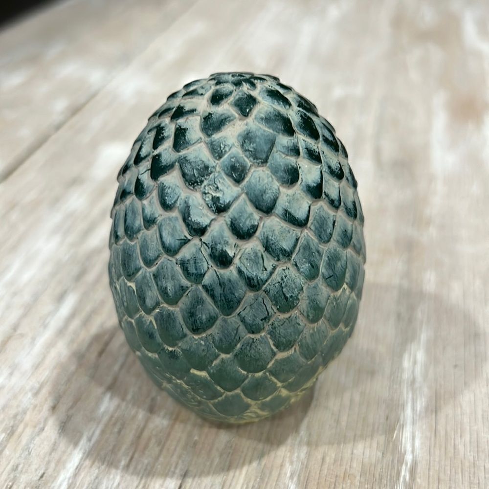 Game of Thrones Rhaegal Dragon Egg Paperweight